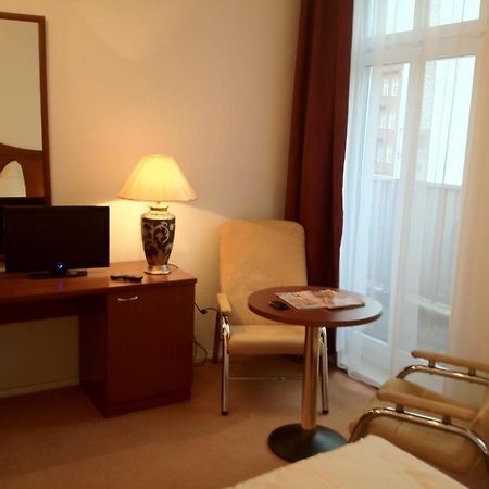 Baerliner Pension Berlin Room photo